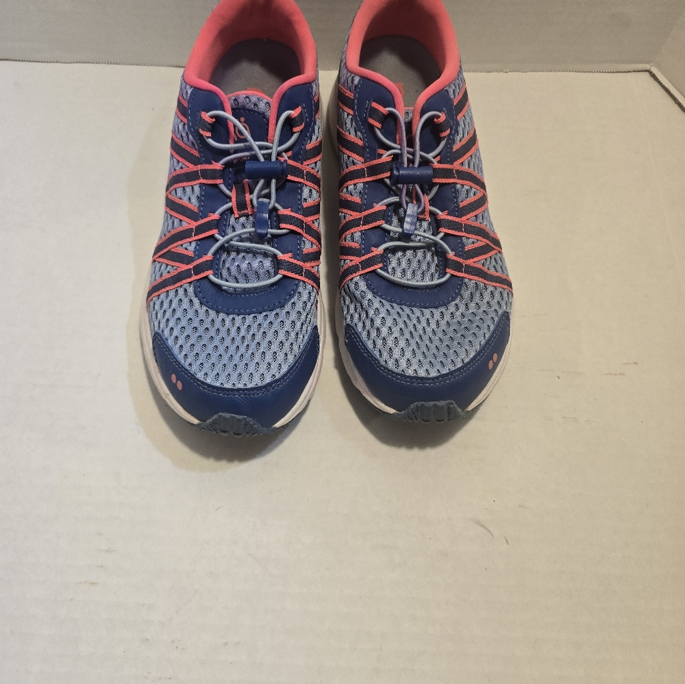 Women‎ running shoes
